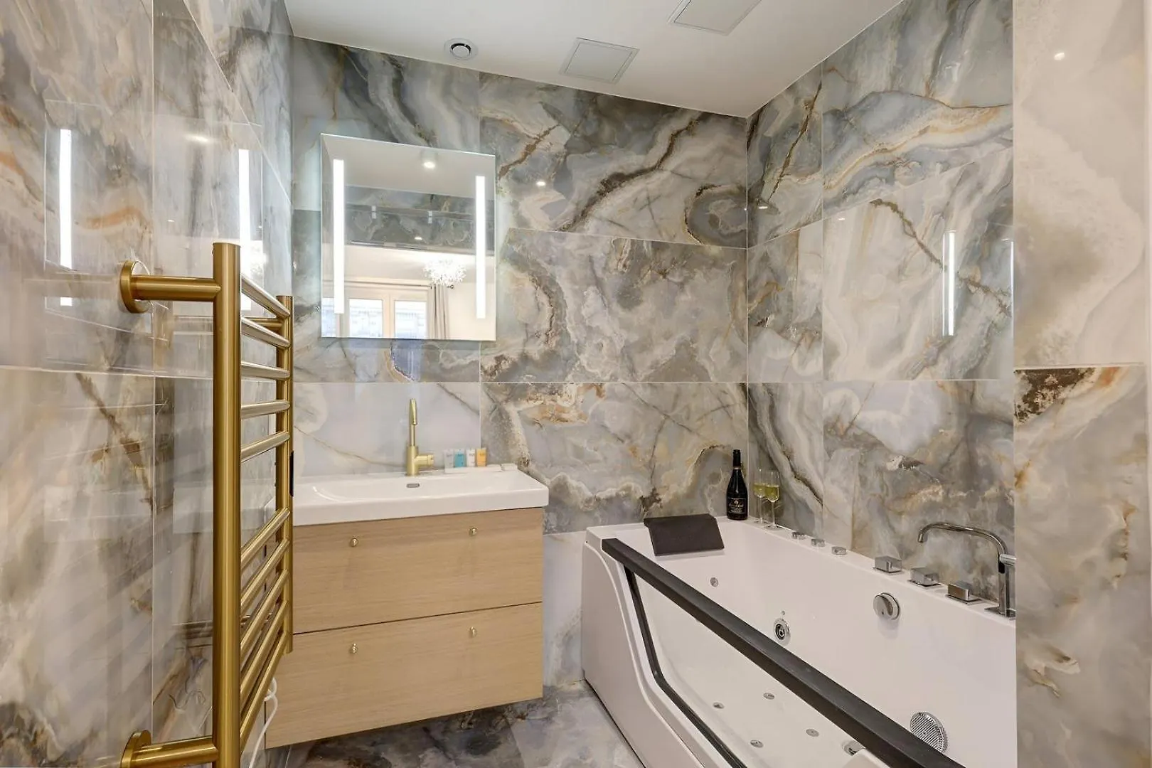 348 Ponthieu - Superb Apartment In 巴黎